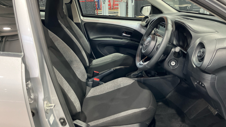 Toyota Aygo X 1.0 VVT-i Pure 5dr Auto Petrol Hatchback